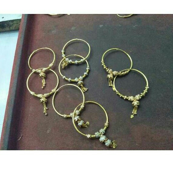 22KT Vertical gold bali
