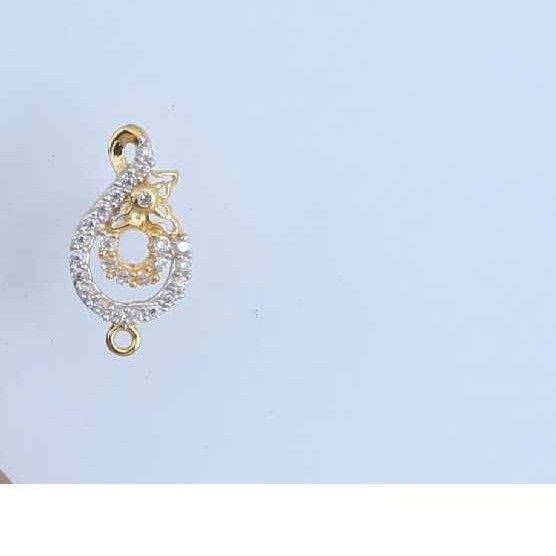 18K / 750 Gold CZ AD Stone Ladies Butti
