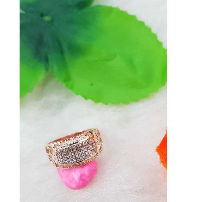18KT Rose Gold Fancy CZ Stone Ring