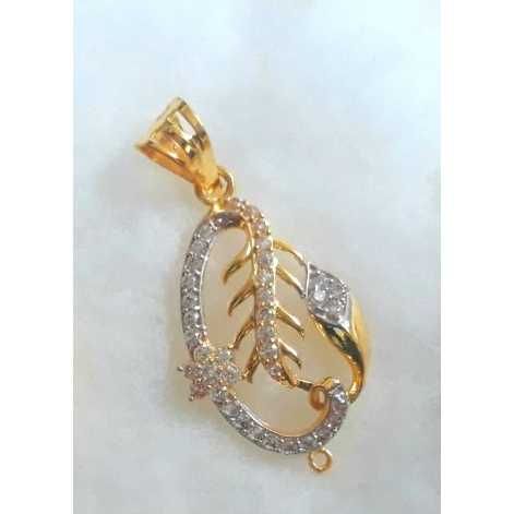 Designer 18KT Gold Ladies Indian Pendant