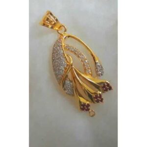 18KT Gold Fancy Ladies Pendant