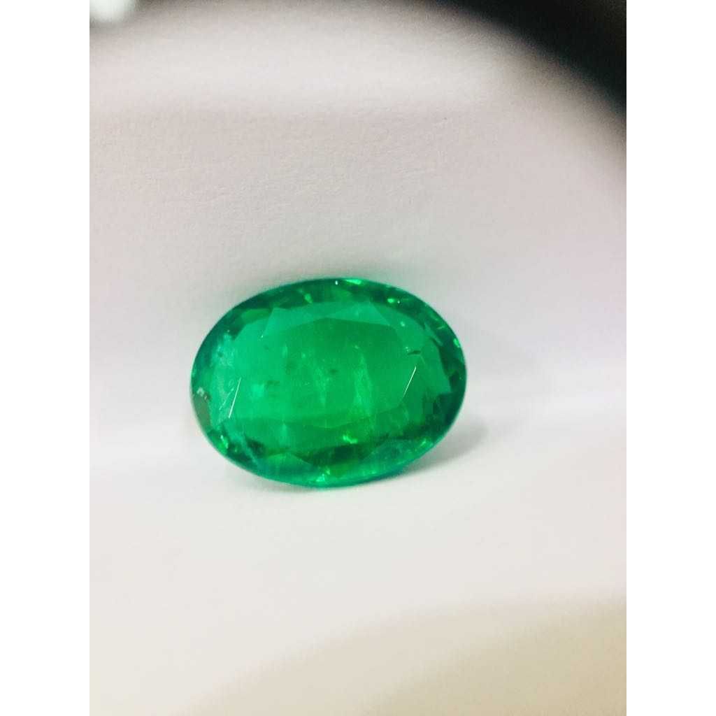 4.44ct oval green emerald-panna