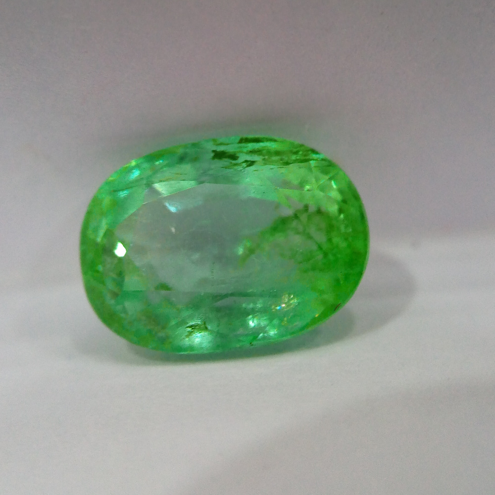 4.60ct oval green emerald-panna