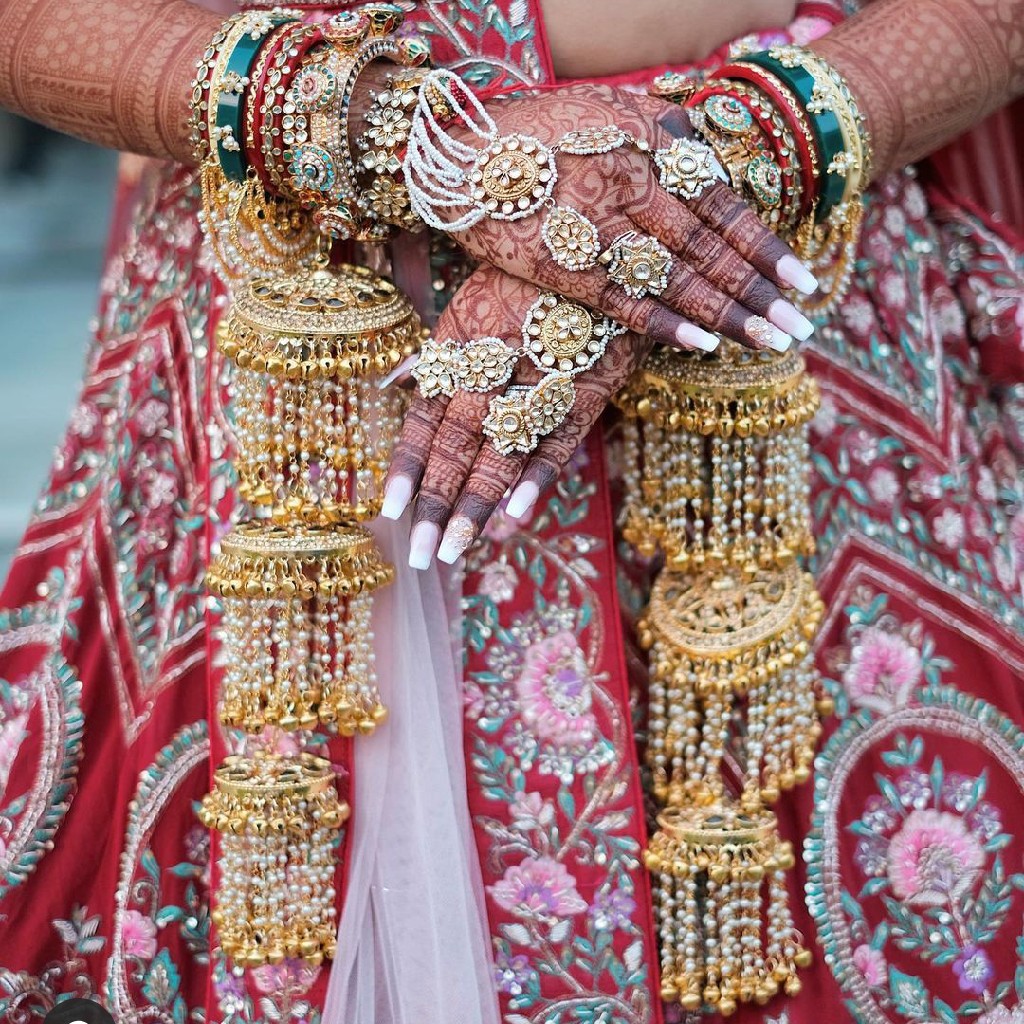 gold plated pachhi kundan hath phool