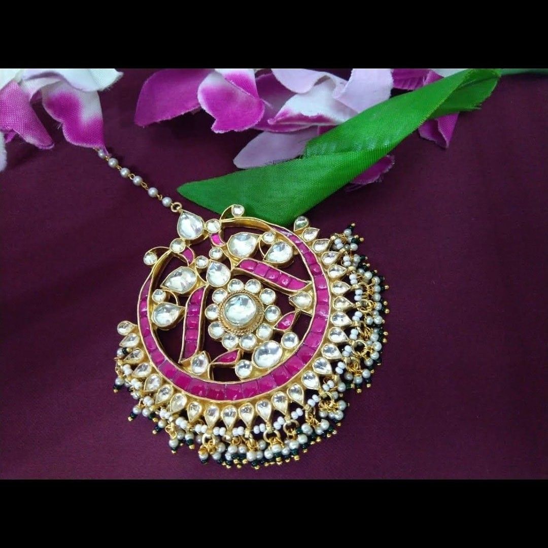 Bridal mang tikka 1820