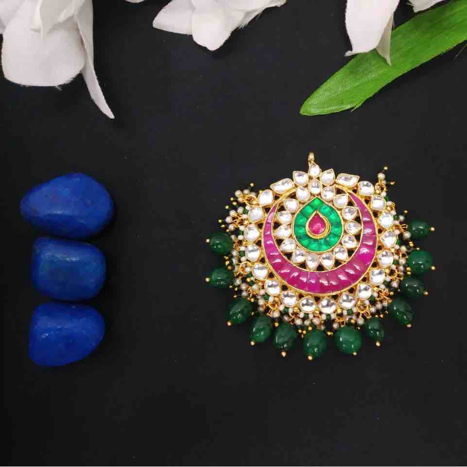 Kundan tikka