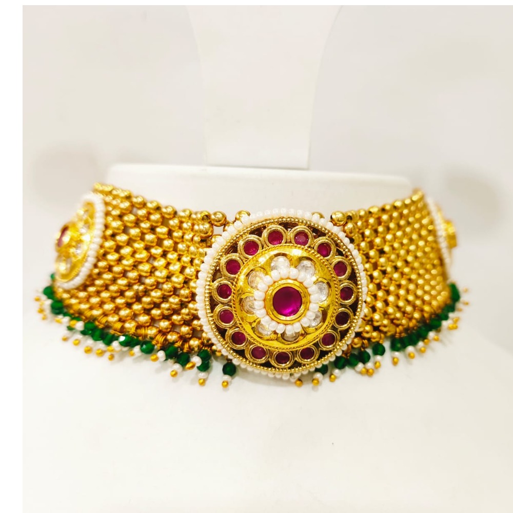 Full choker with middle round design gold plated necklace set 1399
