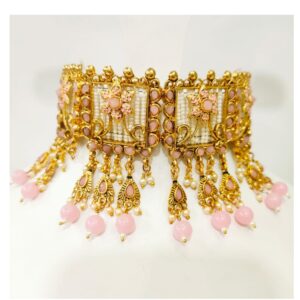 Antique design with full choker and pink hanging and white moti set 1386
