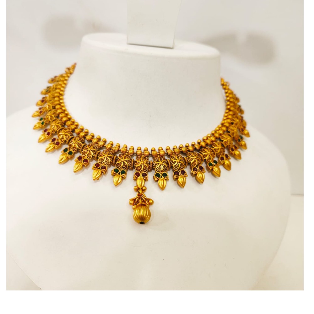 Antique desing with Choker with gold plated emerald and ruby stone with haning moti set 1385