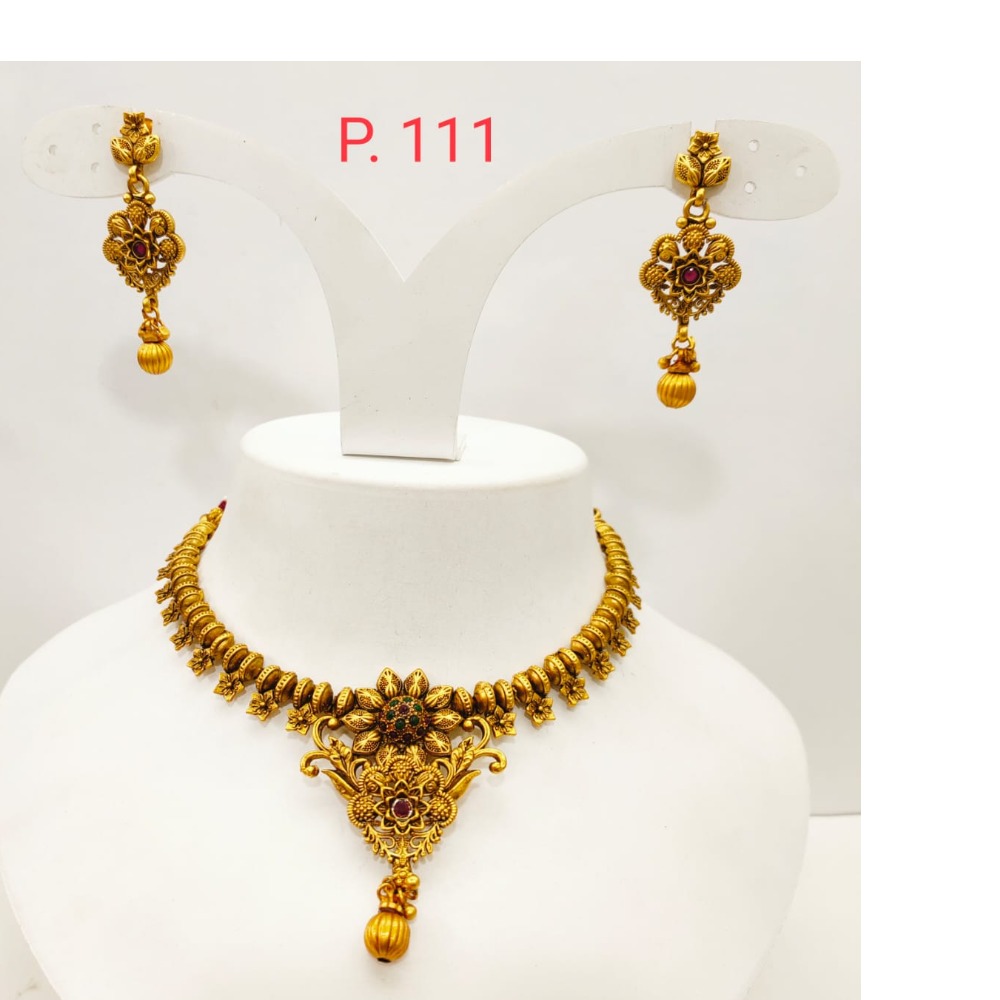 Antique Gold polish Flower work Design mini choker set 1358