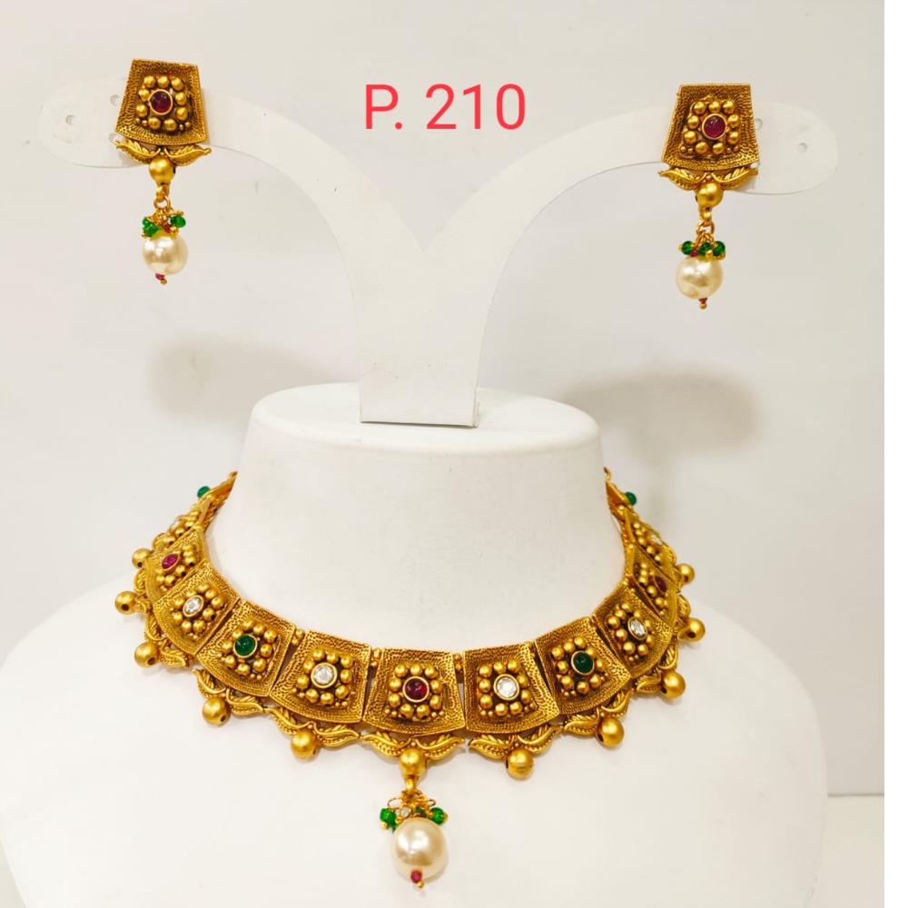 Antique Square Shape Gold plated choker set with Bead design 1355