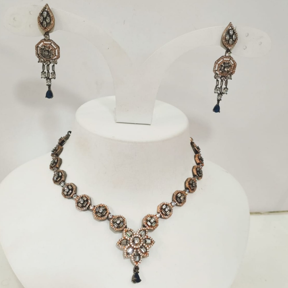 Flower work design Necklace set black pendant 1225 - Image 2