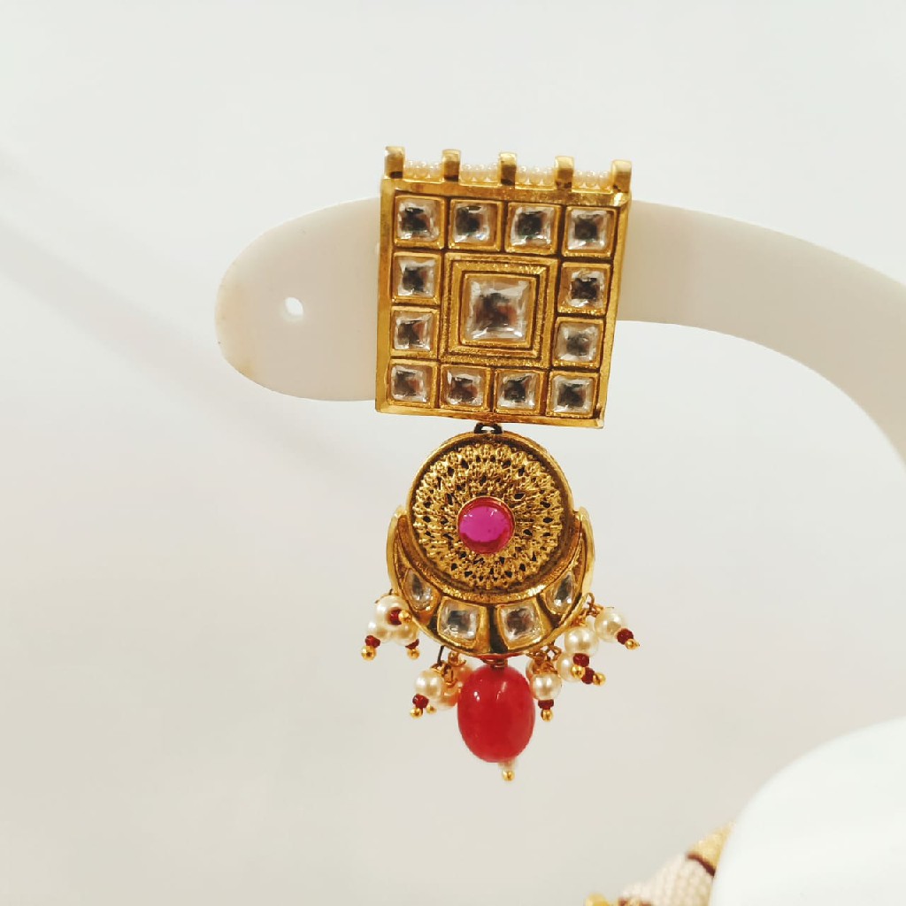 Square shape choker set with pink suzni(Drop) hanging design number 1125 - Image 3