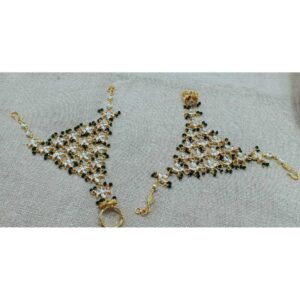 White kundan and green pearl's bridal hath pocha(hath fool)1074