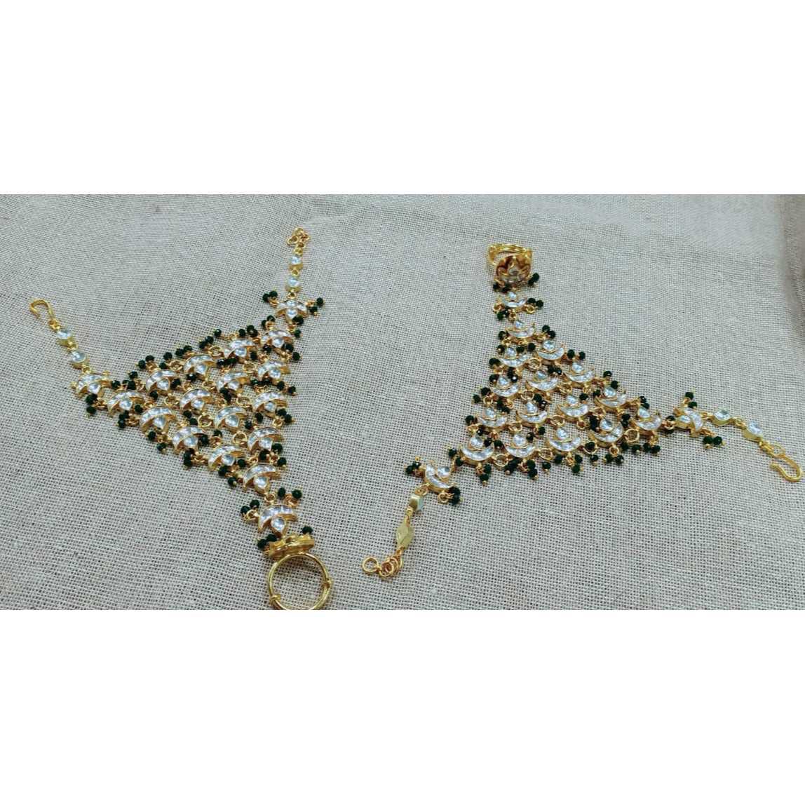 White kundan and green pearl's bridal hath pocha(hath fool)1074