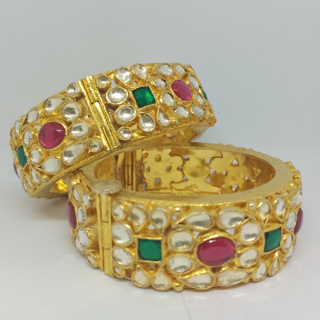 pachhi kundan kangan (kada) with pink ruby stone and emerald stone 1062