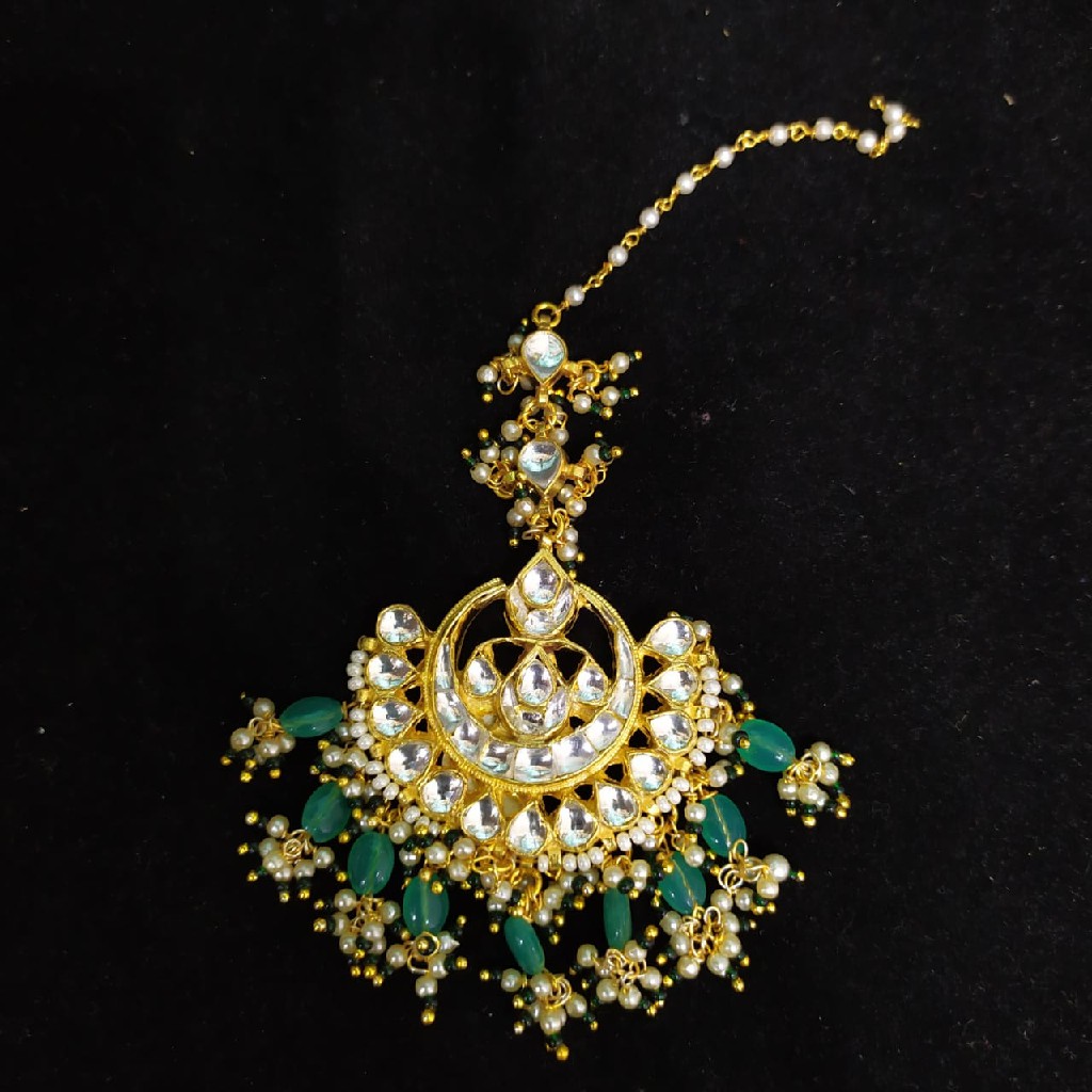 Beautiful kundan tikka#750