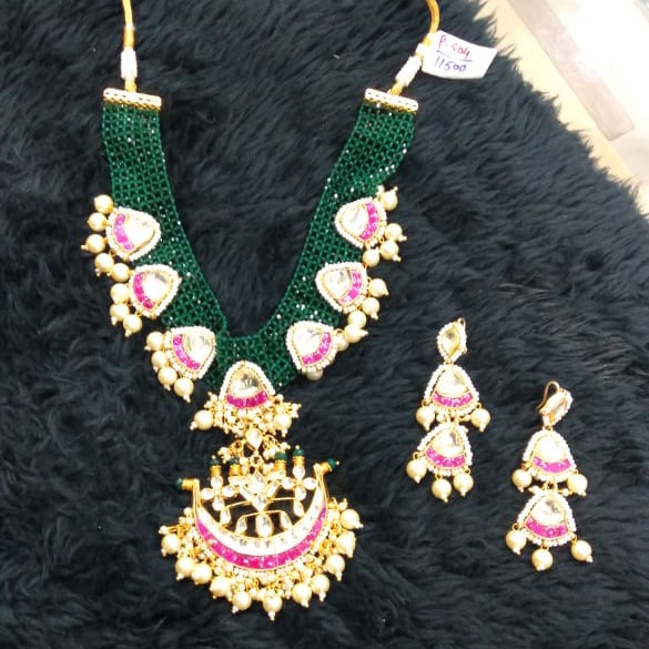 beautiful green necklace#666