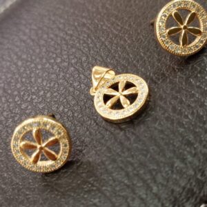 delicate pendant set#110