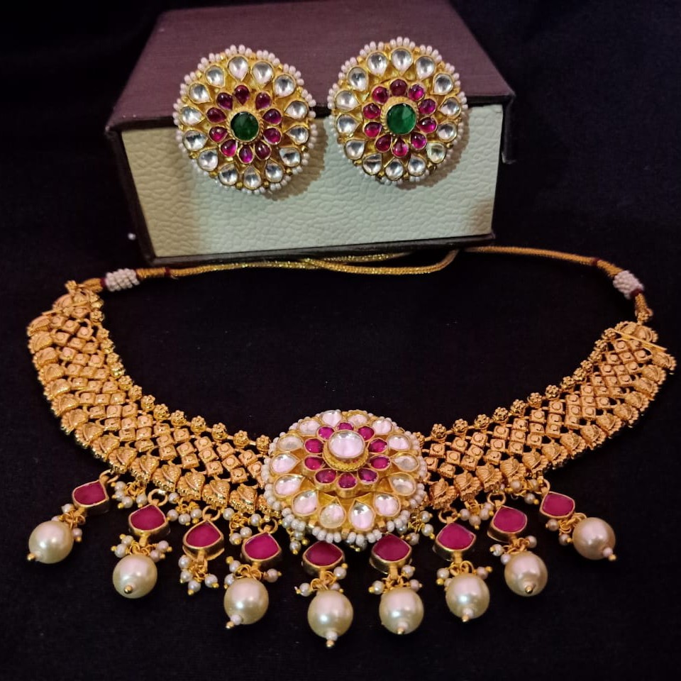 Golden necklace set#dcns18