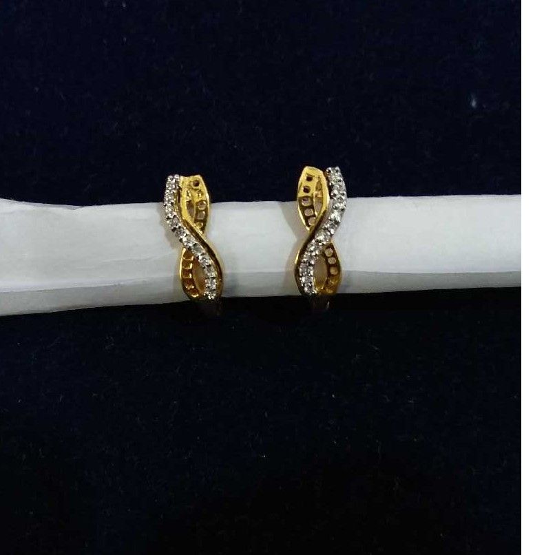 18K / 750 Gold Natural Diamond Designer Bali