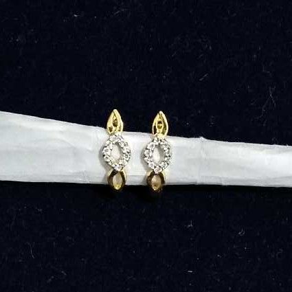 18K / 750 Gold Antique Ladies Nosepin