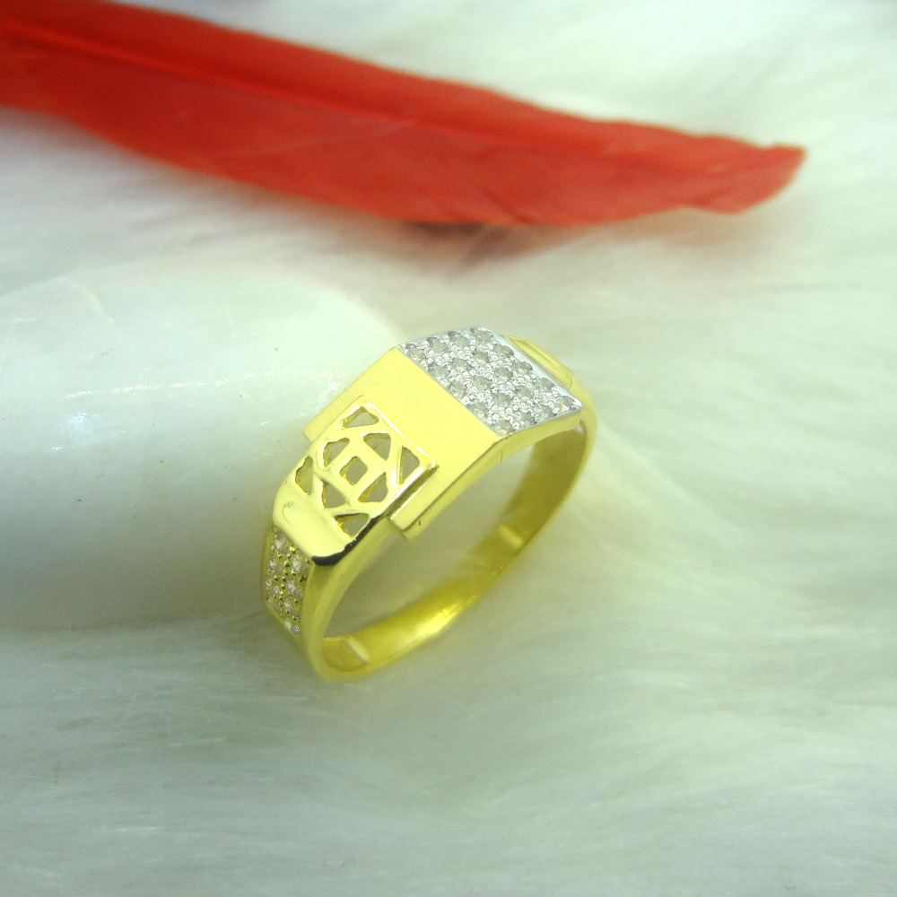 916 GOLD CZ DIAMOND GENTS RING