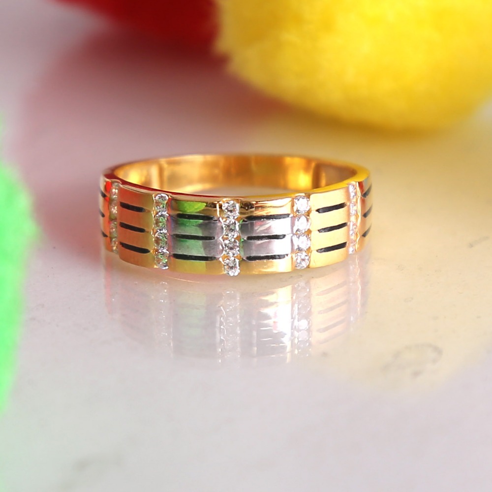 cz daimond 22 kt gold gents ring - Image 2