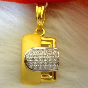 916 GOLD CZ DIAMOND SQUARE SHAPE GENTS PENDANT