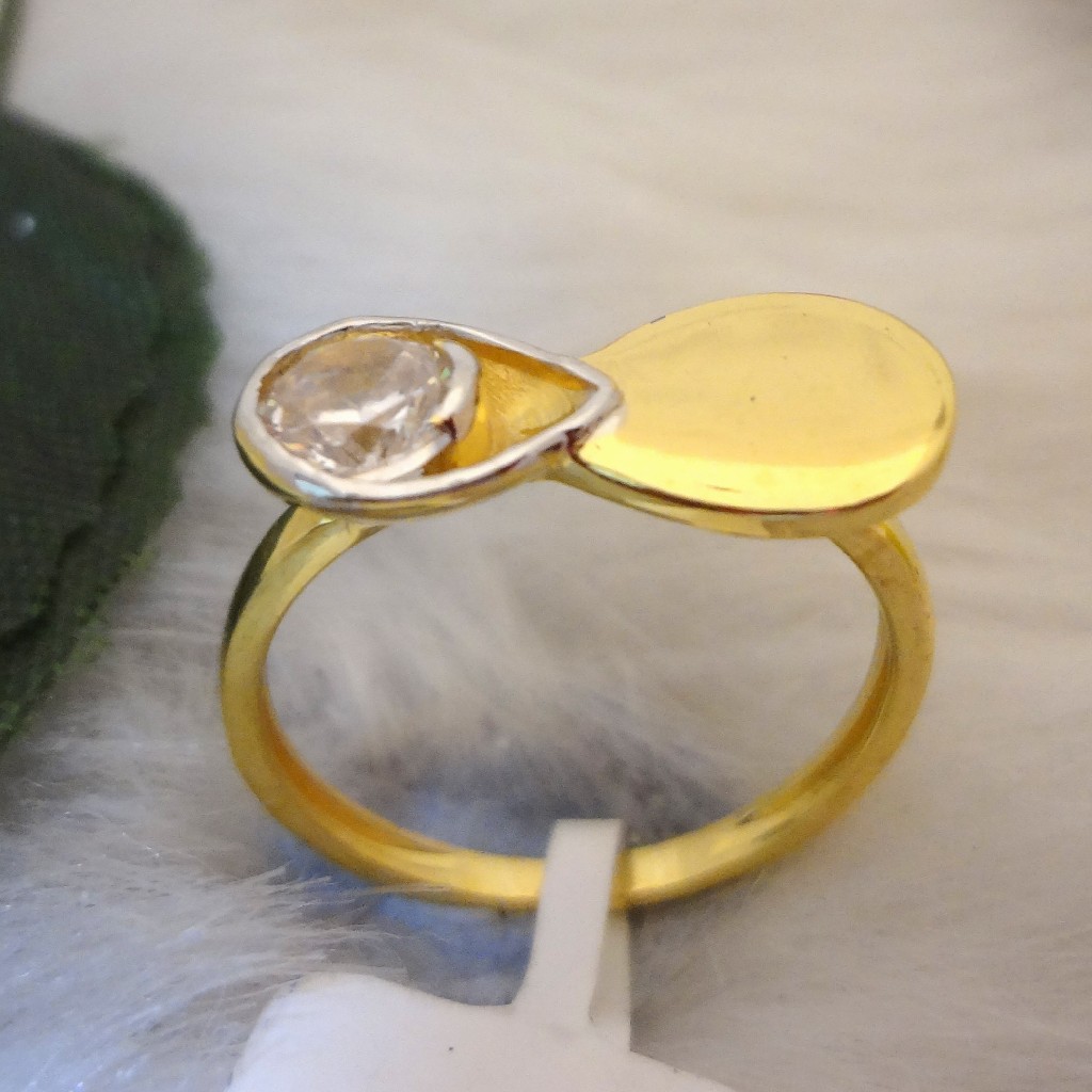 916 Gold Cz Diamond Solitaire Ladies Ring