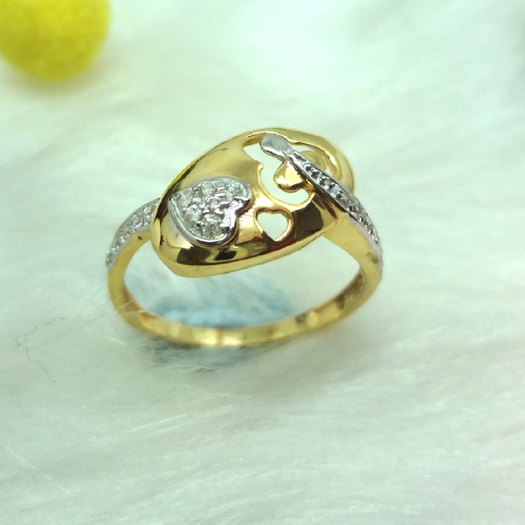 916 Gold Cz Diamond Ladies Ring