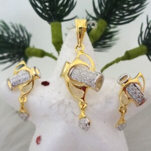 916 GOLD CZ DIAMOND PENDANT SET