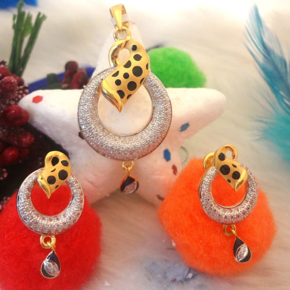 916 GOLD CZ DIAMOND PENDANTSET