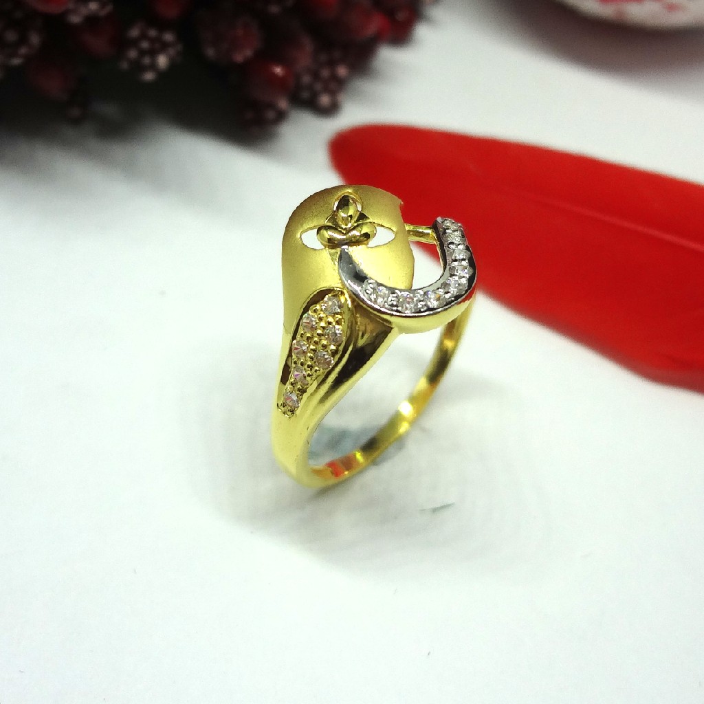 916 gold cz diamond ladies ring