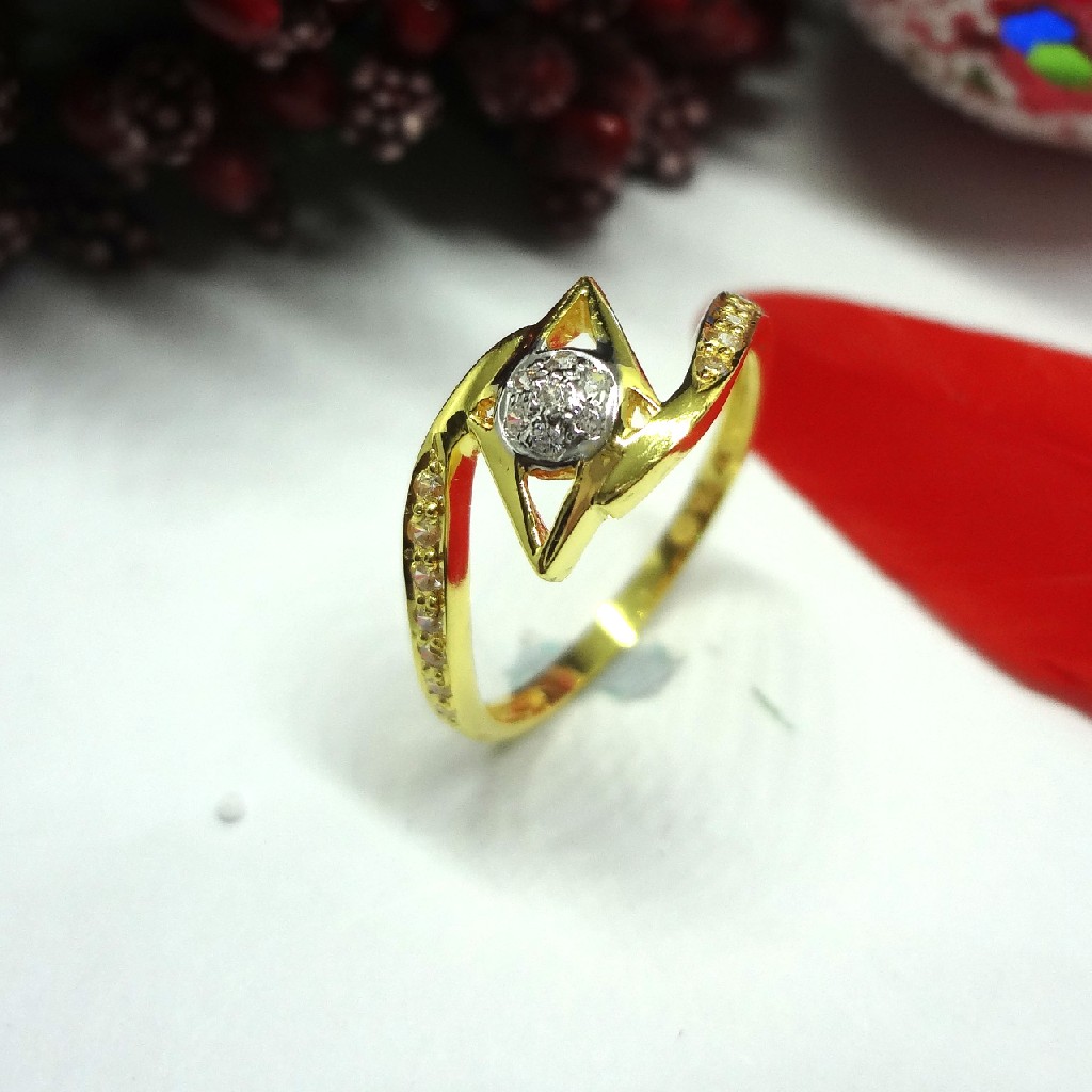 916 gold cz diamond ladies ring