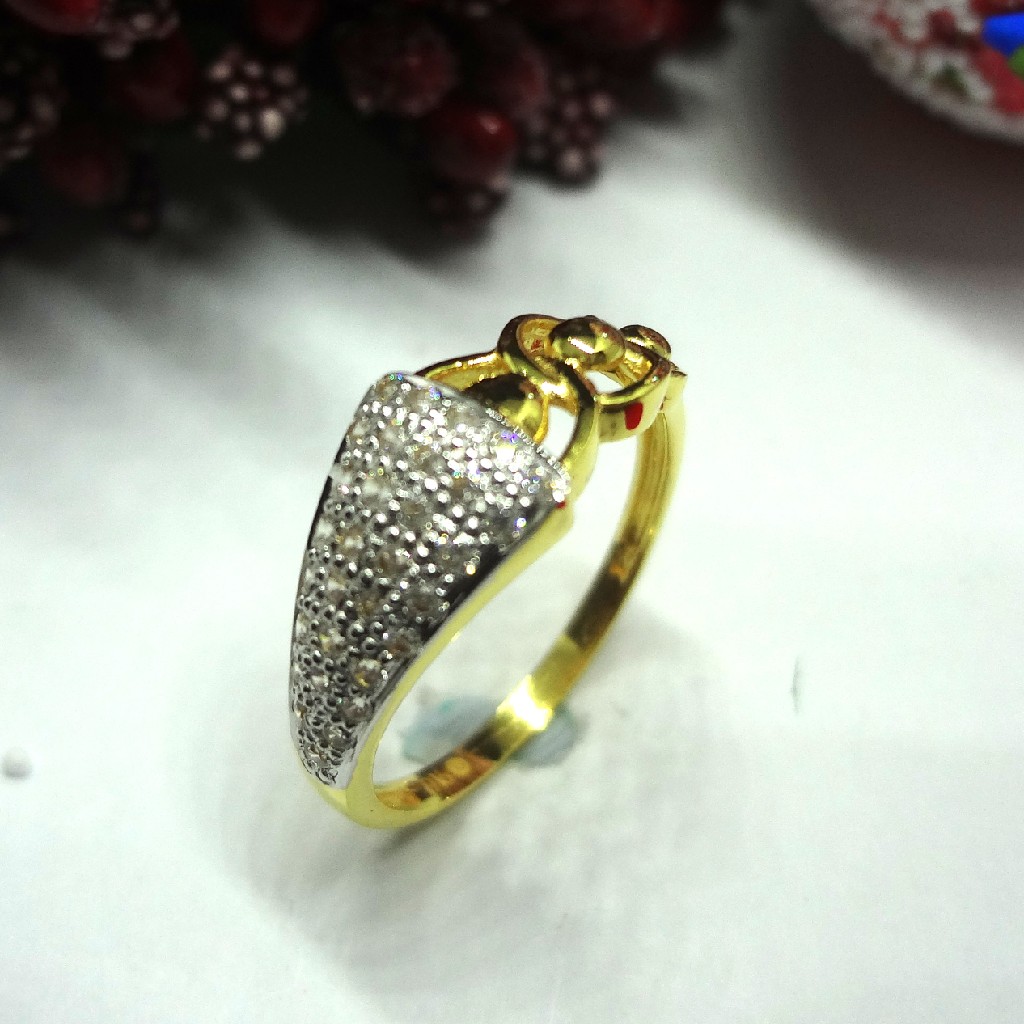 916 gold cz diamond ladies ring