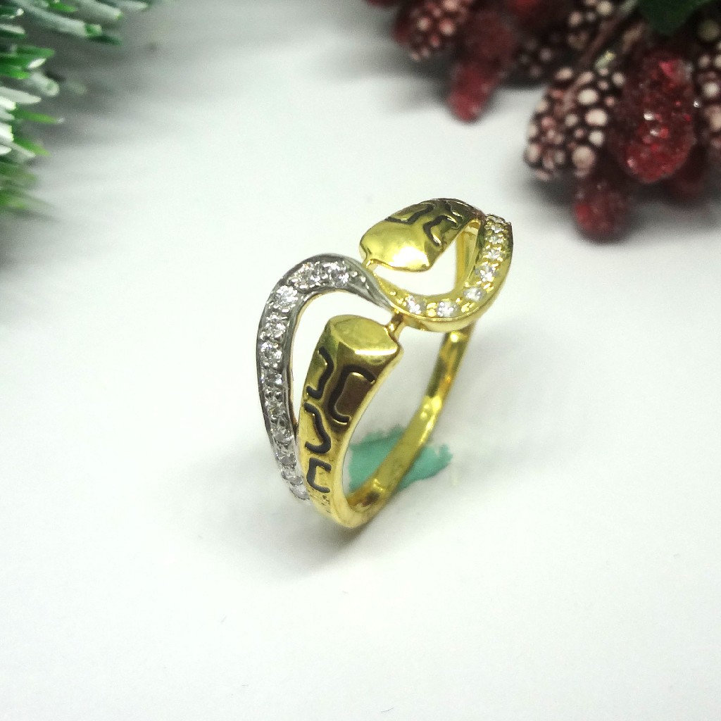 916 Gold Cz Diamond Ladies Ring