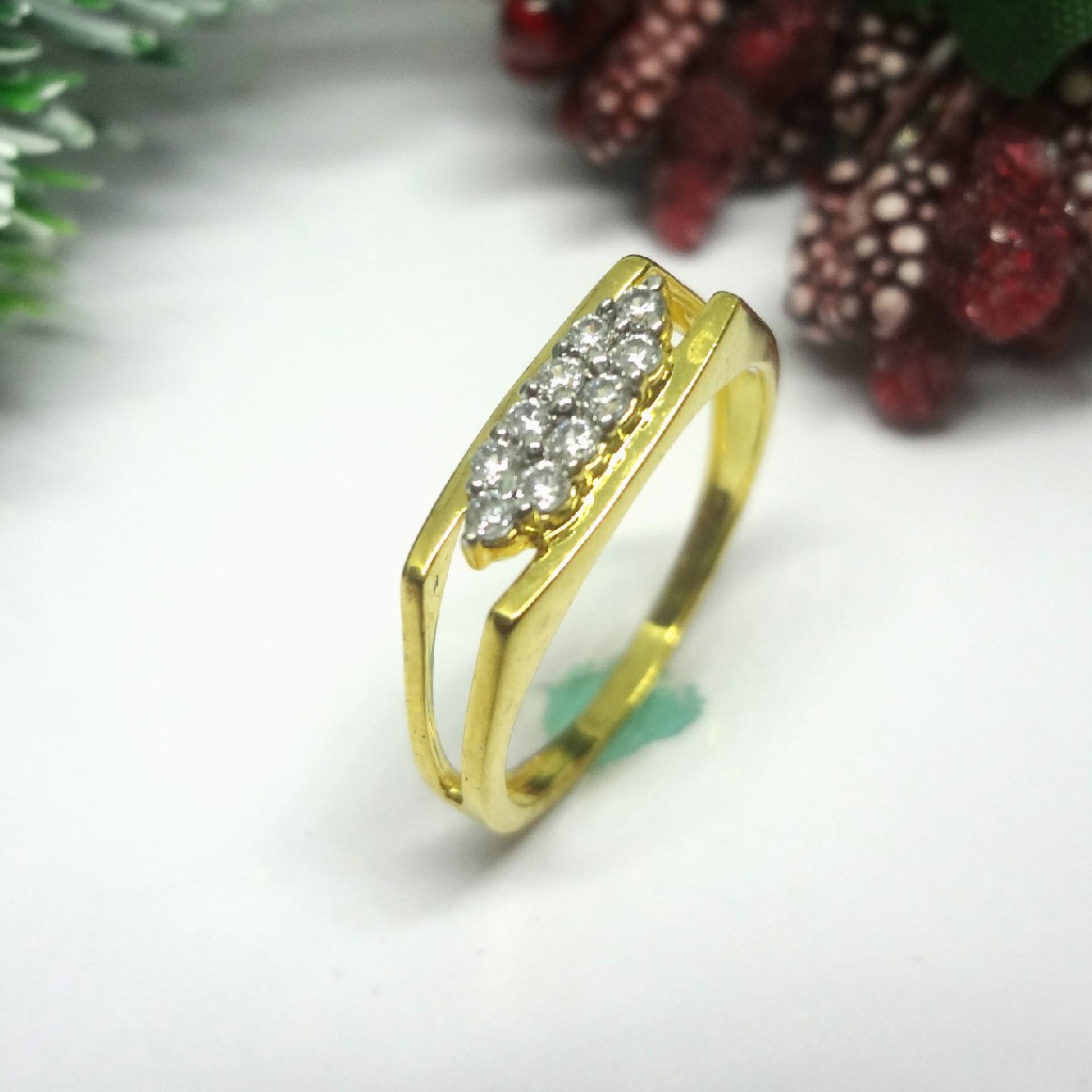 916 gold cz diamond ladies ring