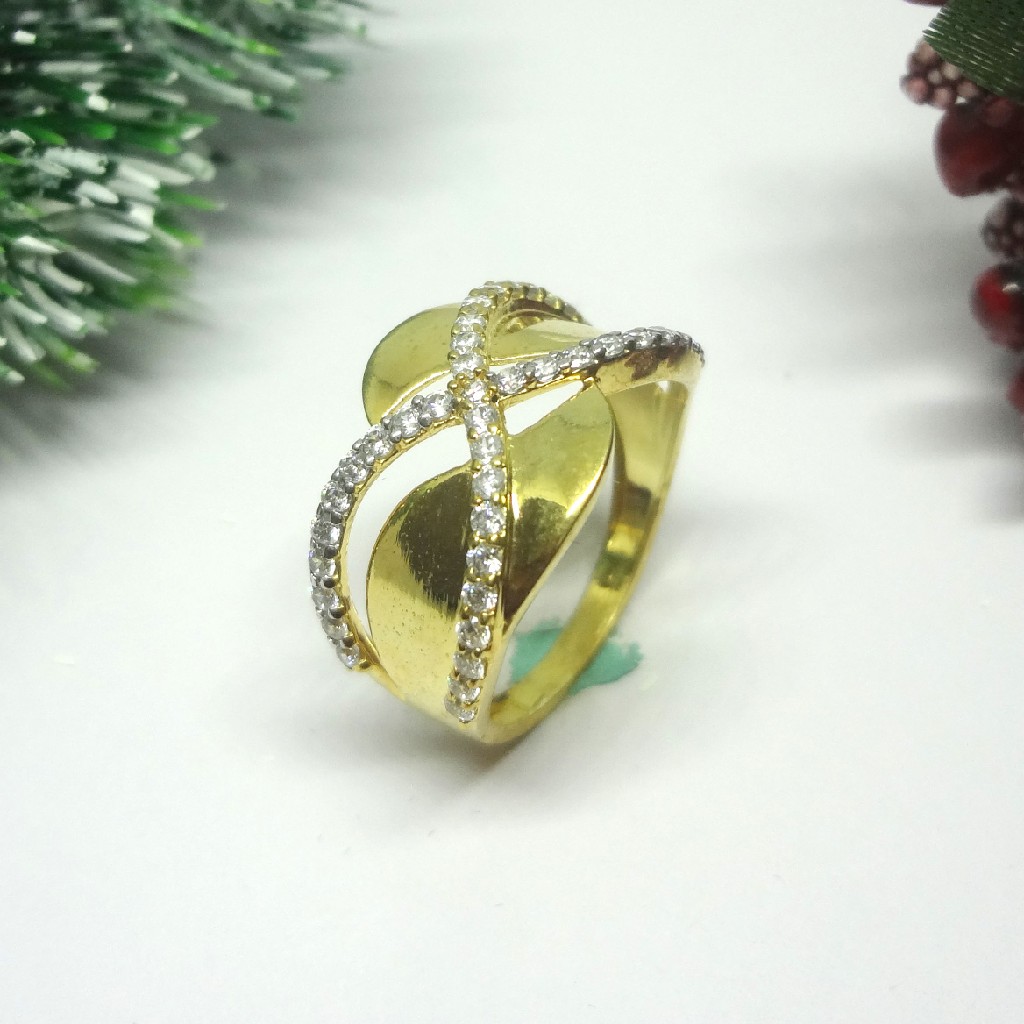 916 Gold Cz Diamond Ladies Ring