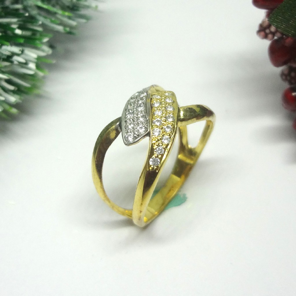 916 gold cz diamond ladies ring
