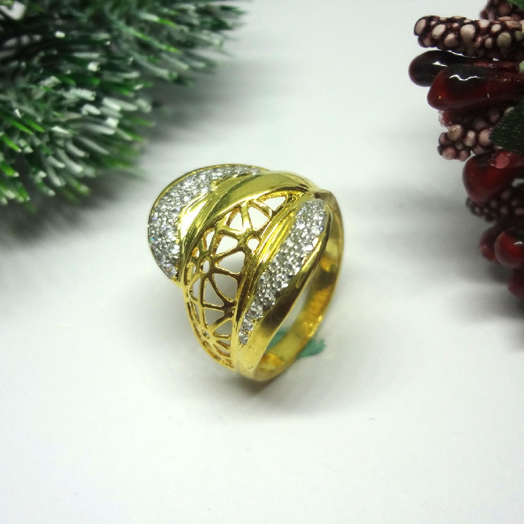 916 gold cz diamond ladies ring