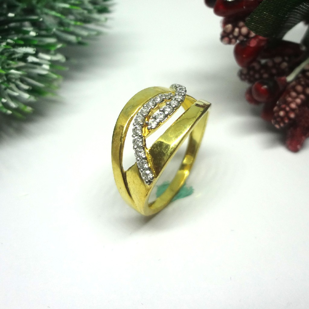 916 Gold Cz Diamond Ladies Ring