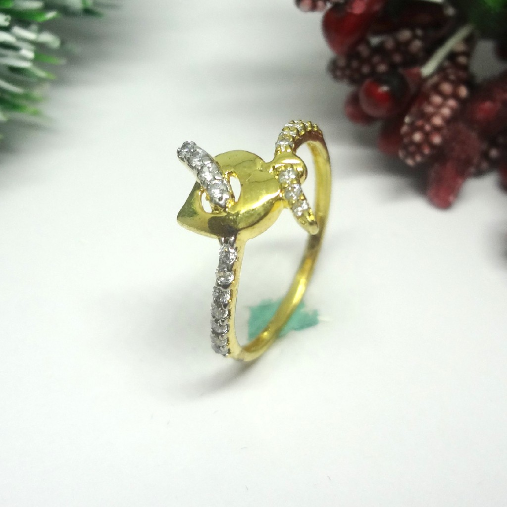 916 gold cz diamond ladies ring