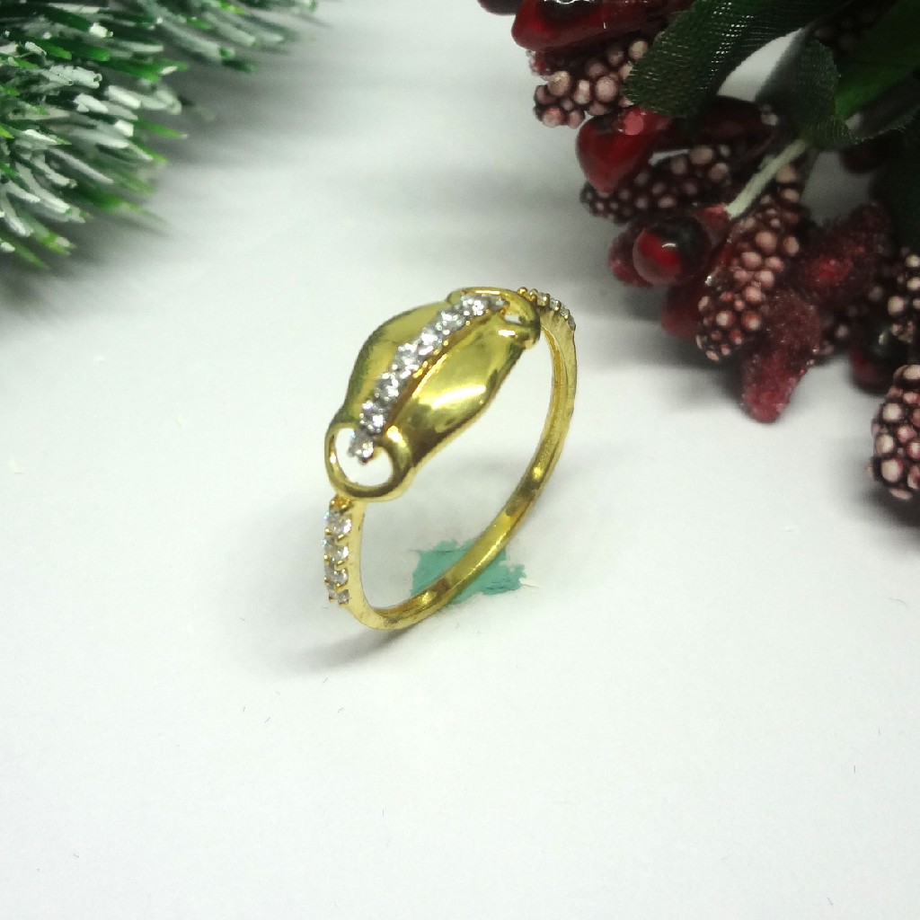 916 gold cz diamond ladies ring