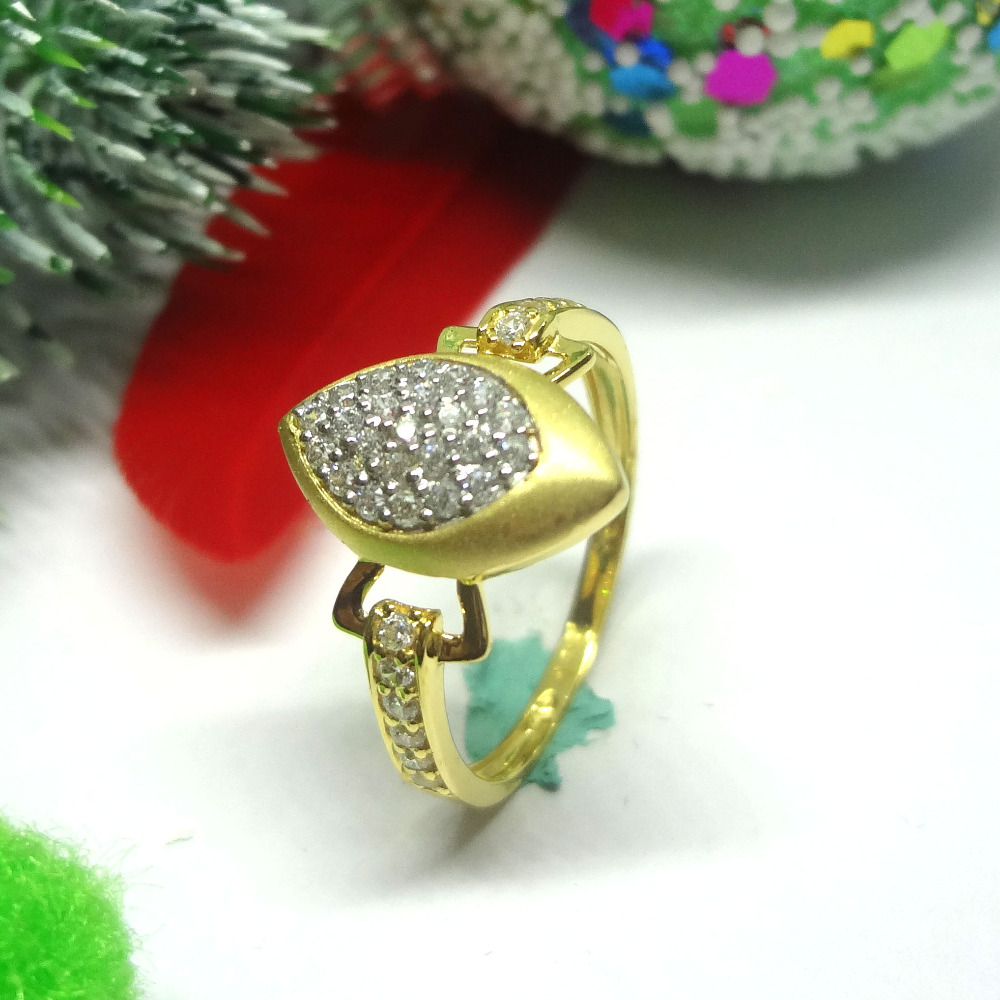 916 gold cz diamond ladies ring