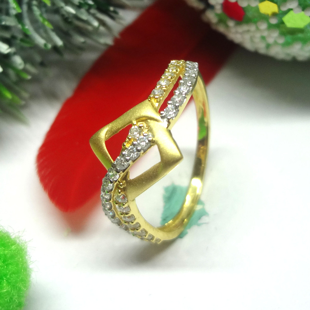 916 gold cz diamond ladies ring
