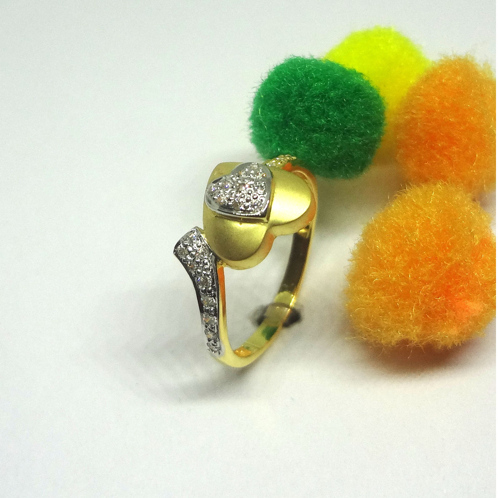 916 gold cz diamond ladies ring