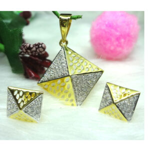 super square 22kt gold pendant set