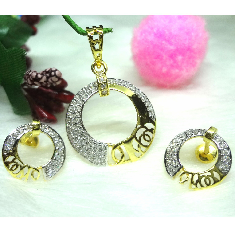 916 gold round cz pendant set