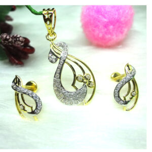 Simple and Elegant 22kt gold pendant set